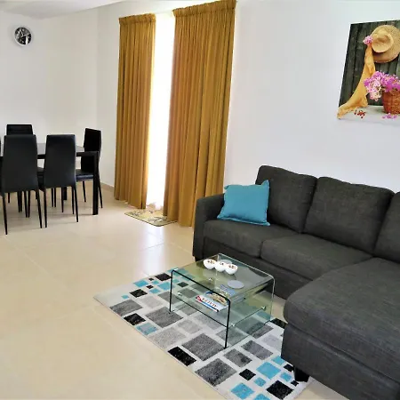 Suan Apartment Is-Swieqi
